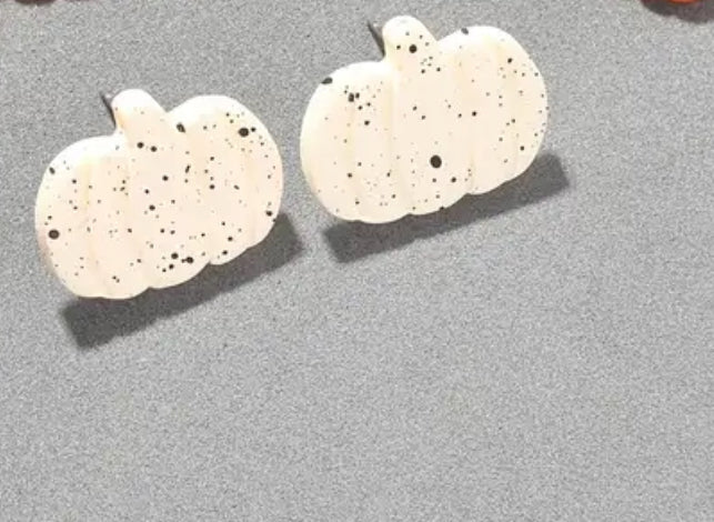 WHITE SPECKLED PUMKIN EARRINGS