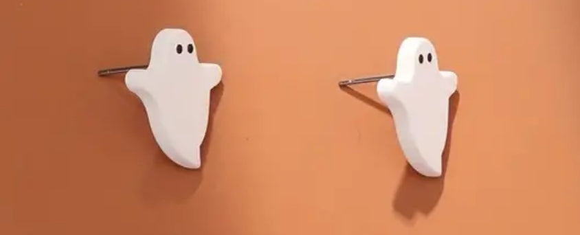 GHOST STUD EARRINGS