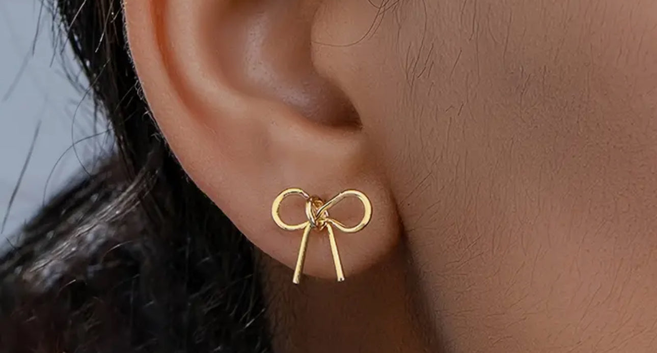 GOLDEN BOWKNOT STUD EARRINGS