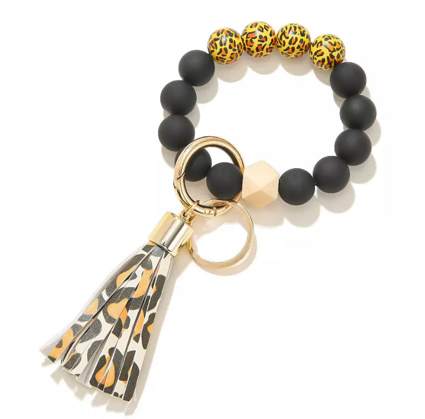 WOODEN BEAD TASSEL KEYCHAIN