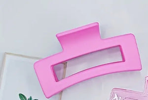 PINK HAIR CLAW CLIP