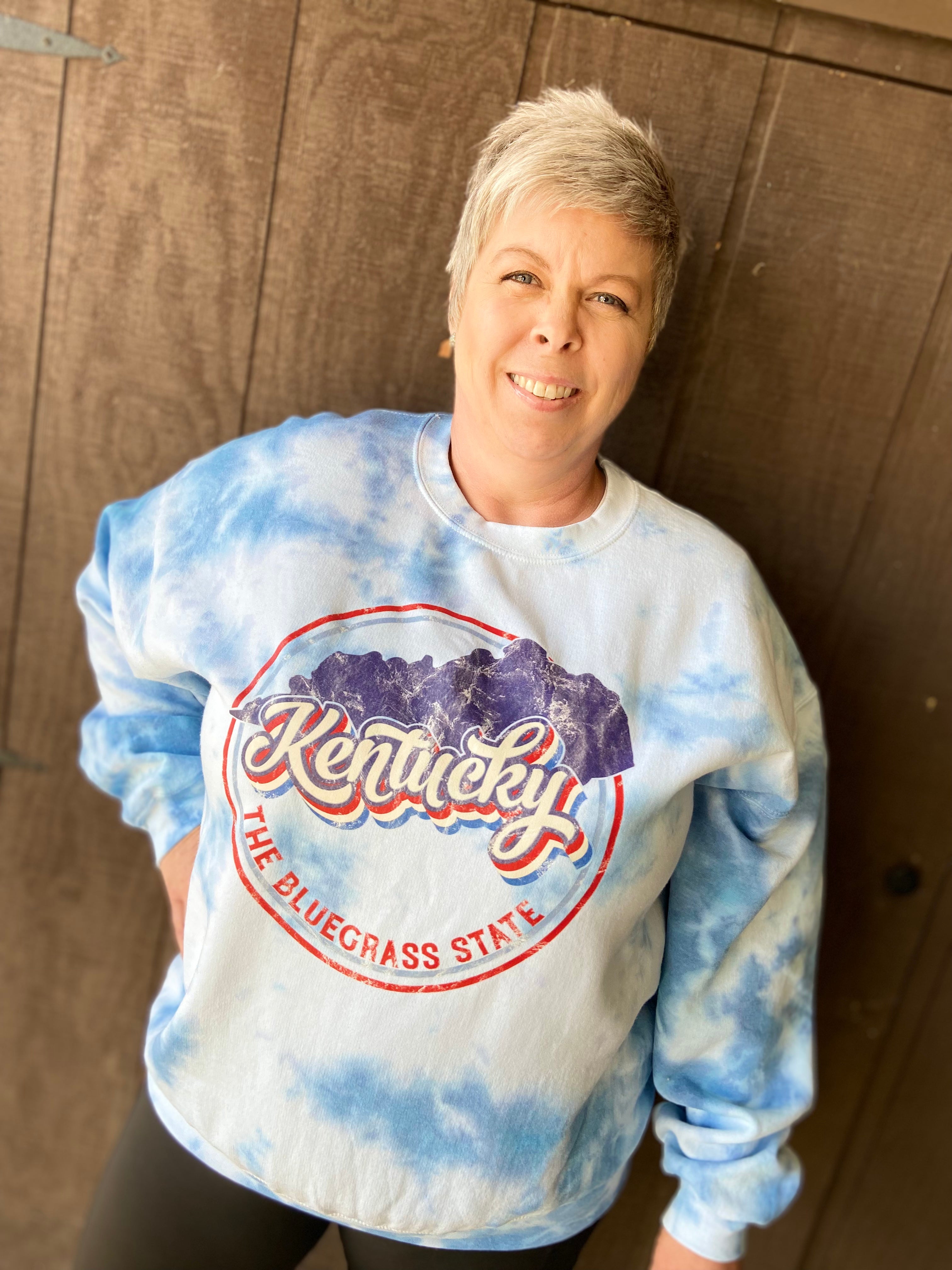 Louisville Kentucky City Skyline' Unisex Tie Dye T-Shirt